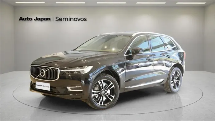 Volvo XC-60 XC 60 D-5 Momentum 2.0 AWD Diesel 5P 2021