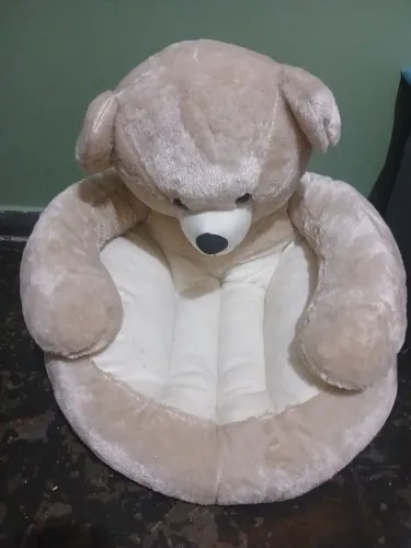 Cama para gato ou cão pequeno. Aceito oferta desde não seja muito.