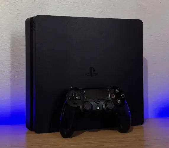 Ps4 Slim DESBLOQUEADO impecável C/ jogos