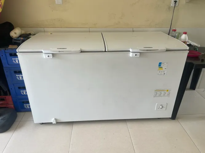 Freezer horizontal Eletrolux 513L funcionando perfeitamente/ APENAS RETIRADA NO LOCAL