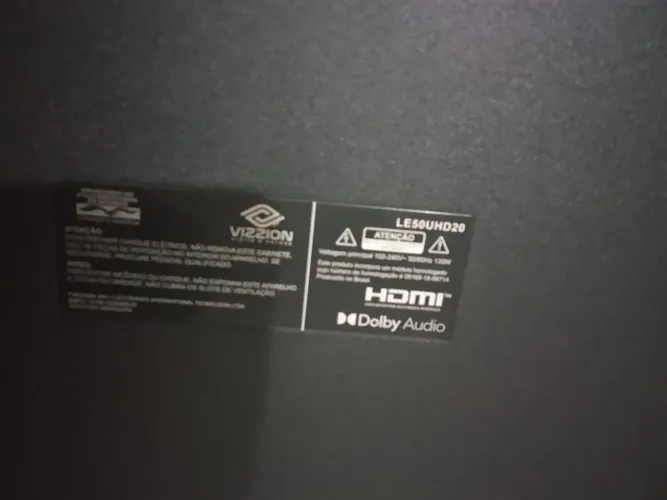 Tv vizzion 50 polegadas 4 k para tirar peças