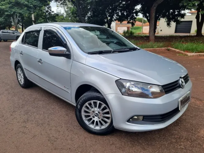Volkswagen Voyage 1.6/1.6 City MI Total Flex 8V 4P 2015