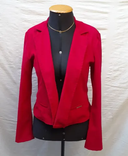 Jaqueta cardigan vermelha feminina g