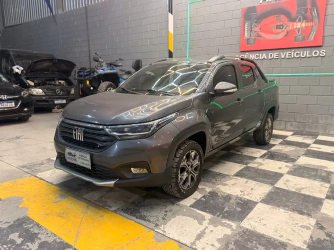 Fiat Strada Volcano 1.3 Flex 8V CD 2022