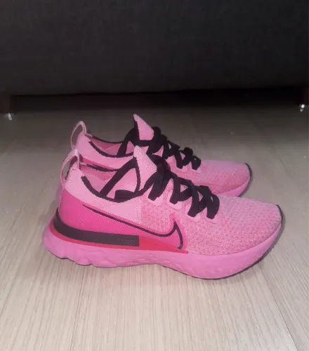Tênis Nike React Infinity Run Flyknit Feminino Rosa 37