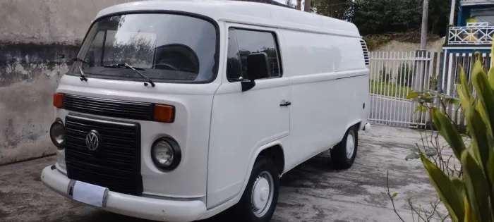 Volkswagen Kombi Furgão 1.4 MI Total Flex 8V 2012