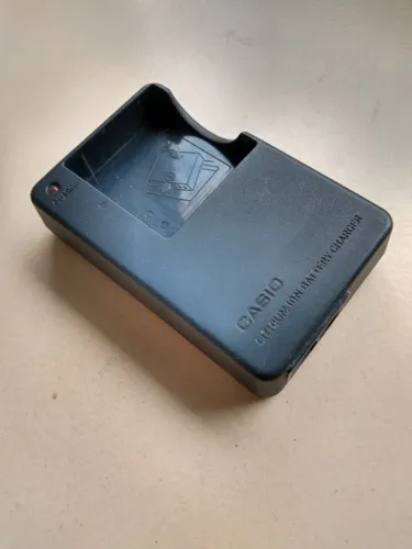 Carregador de bateria original para câmera digital CASIO modelo BC-31L