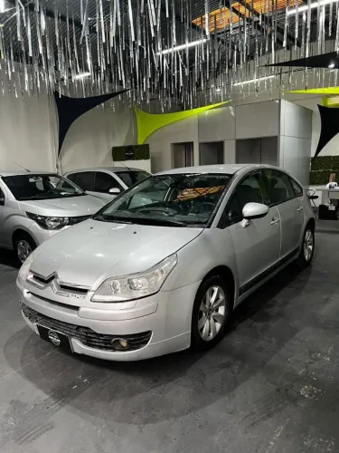 Citroen C4 GLX 2.0 Flex 16V 5P Aut. 2011