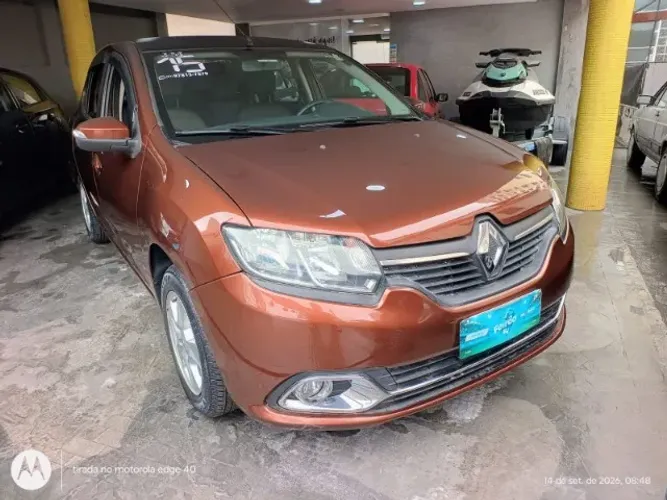 Renault Logan Dynamique Hi-flex 1.6 8V 4P 2015