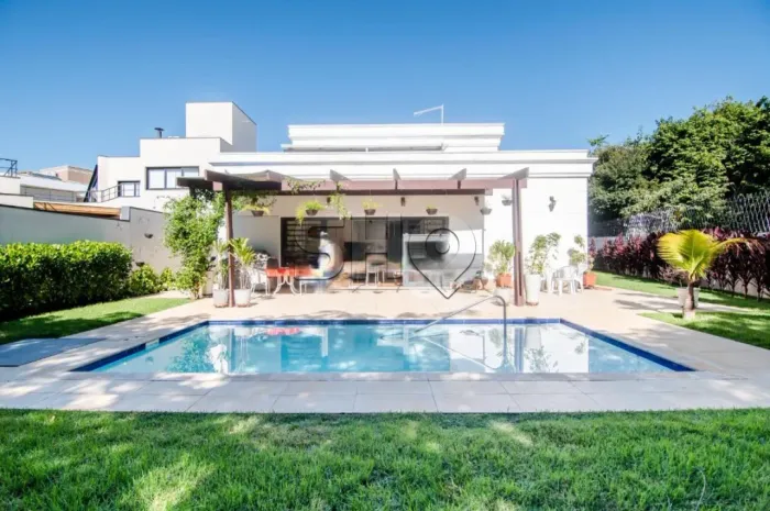 Casa de Condomínio à venda em Campinas, com 6 dormitórios (5 suítes)