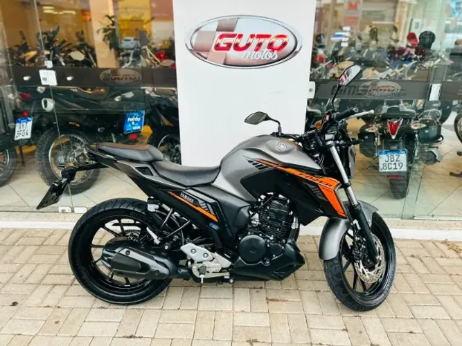 FZ 25 FAZER - GUTO MOTOS