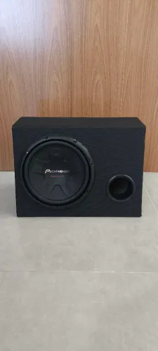 Caixa Selada / Dutada com Subwoofer Pioneer 12"