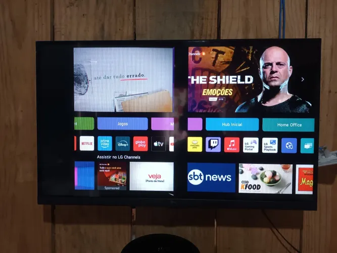 Tv smart lg 32 polegadas com defeito na imagem