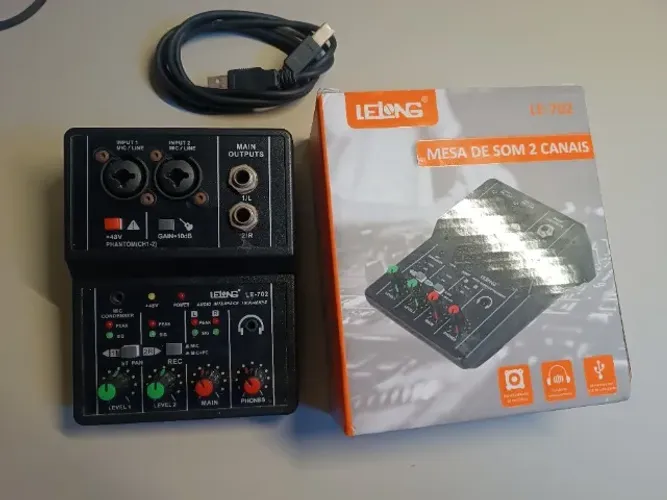 Mesa de Som 2 Canais Lelong LE-702 USB Analógica