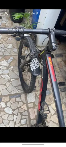 Bicicleta aro 29 , detalhe a fazer sangria no freio e desempenar um aro dianteiro!!