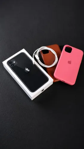 ?iPhone 11 128GB Preto - Original