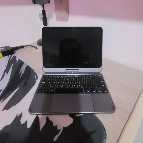 Doqo Capa de Teclado Magnético de Metal para iPad Mini 6