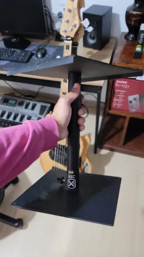 Suporte pra monitor de referência