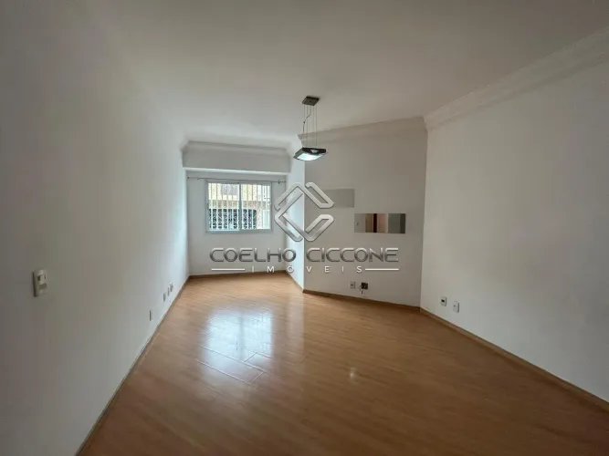 Apartamento Térreo com 2 dormitórios, 1 suíte, 2 banheiros ao total para Locação, 85m² por