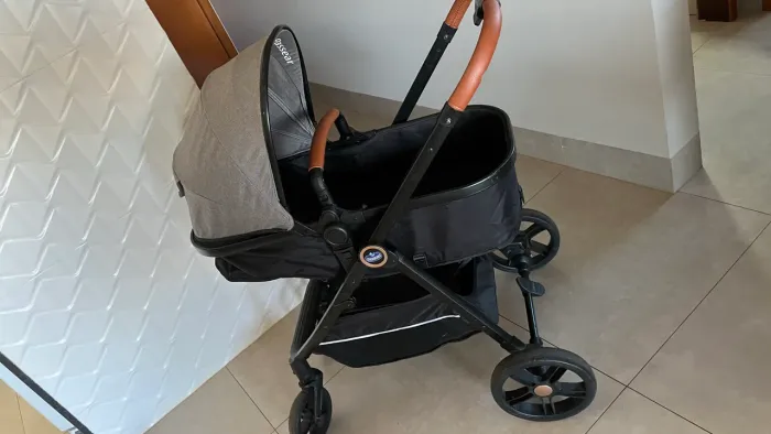 CARRINHO DE BEBE APOLO 6 EM 1 PREMIUM EUROPEU COM MOISES BEBE CONFORTO + BASE