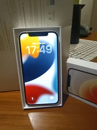 Iphone 12 64GB (tudo funcionando, sem trincos)