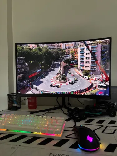 PC GAMER INTERMEDIÁRIO + MONITOR 144Hz **Leia descrição** **ACEITO TROCAS**