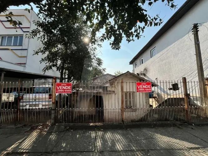 Excelente terreno 12x25 , 300m2 na Vila Gustavo.
