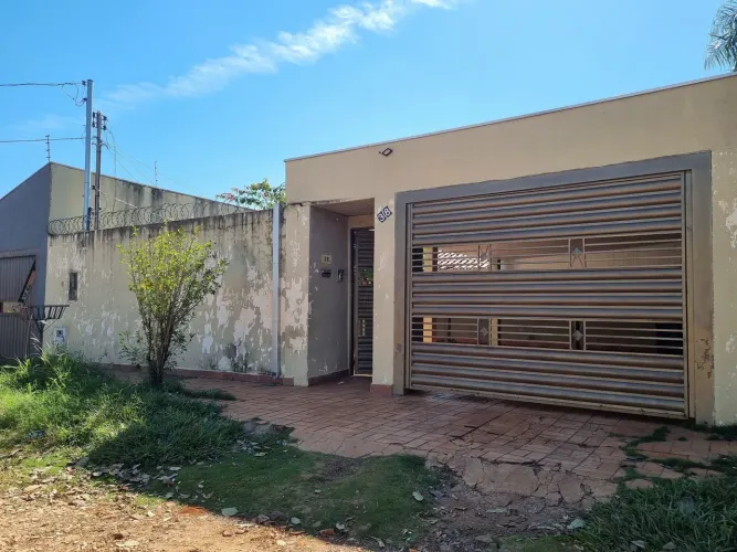 Excelente imóvel 3 quartos e quintal amplo Bairro Nova Campo Grande R$ 345 Mil