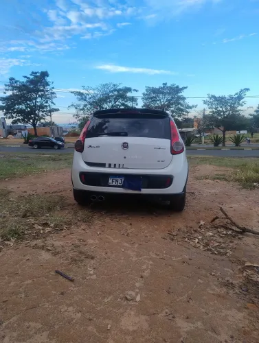 Fiat Palio Sporting 1.6 Flex 16V 5P 2014