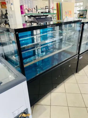 MB Vitrine refrigerada 150M Venâncio 