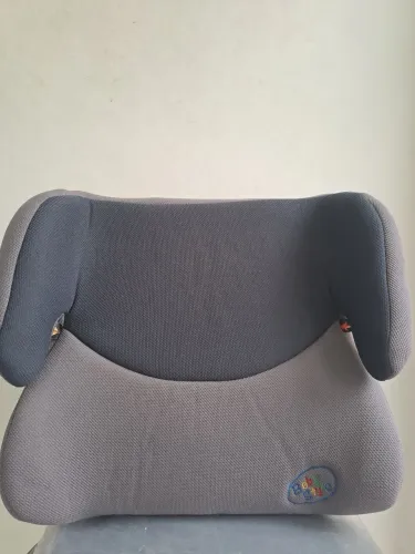 Assento infantil para carro