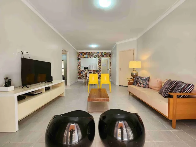 Apartamento para Locação Anual na Pitangueiras no Guarujá