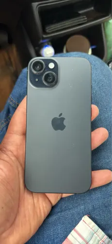 iPhone 15 Preto 256 gb - semi novo 