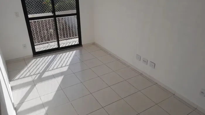 Condomínio bem próximo à Estação Vila Sônia, 2 dormitórios, 1 banheiro, 1 vaga, condomínio