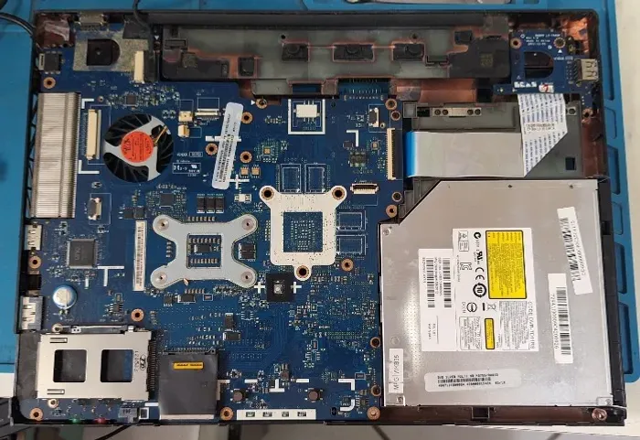 Placa Mãe INFOWAY NOTE N8755 - i5-3210M + 2GB RAM