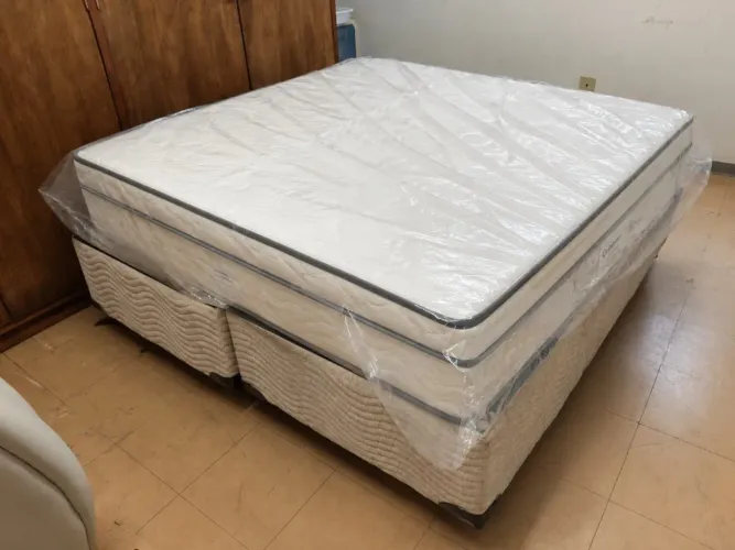 Cama Box Queen (Box + Colchão) Ortobom - de Mola 61cm de Altura New Ortotech