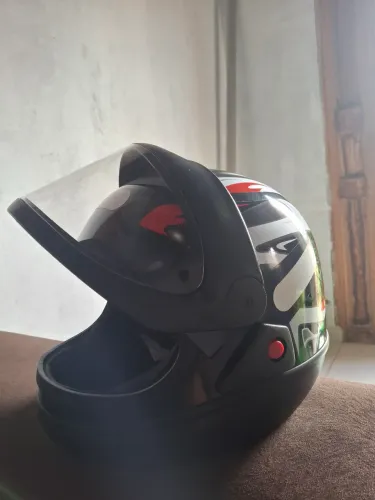 Capacete Taurus - San Marino