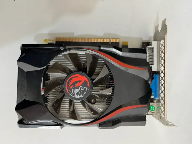 Placa de vídeo HD6570 2Gb ddr5