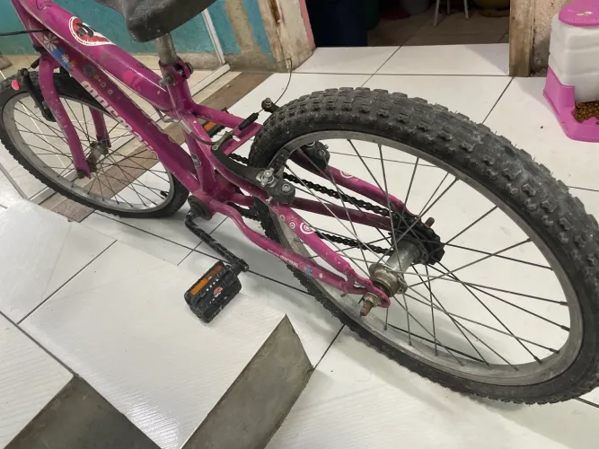 Vende bicicleta aro 20 para menina