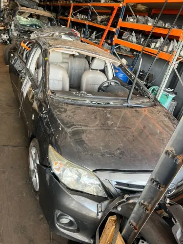 Sucata Corolla xei 2012/2013 para retirada de peças e acessório