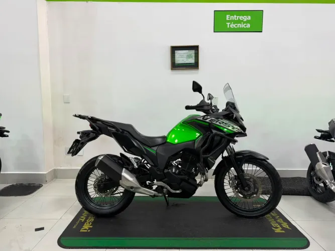 KAWASAKI VERSYS-X 300