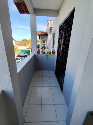 Apartamento com jeito de casa na melhor localização da Maraponga