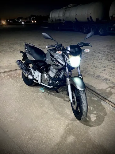 CBX TWISTER 2008