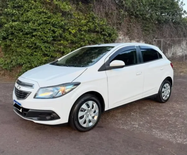 Chevrolet Onix Hatch LT 1.4 8V Flexpower 5P Mec. 2015