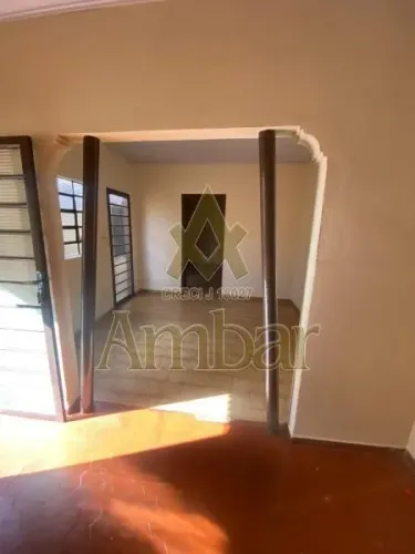 Casa com 01 dormitório para alugar no Bairro Ipiranga/Ribeirão Preto.
