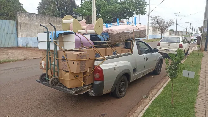 Frete // fretes // descarte de móveis e Eletros// carretos // pequenas mudanças