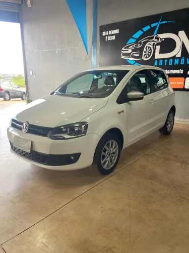 Volkswagen Fox Rock IN RIO 1.6 MI Total Flex 8V 5P 2014