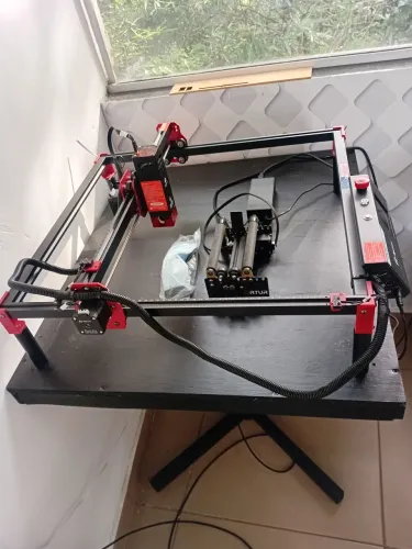 EXCELENTE OPORTUNIDADE MAQUINA DE GRAVAÇÃO  E CORTE A LASER ALGOLASER MK2 10W COMPLETA 