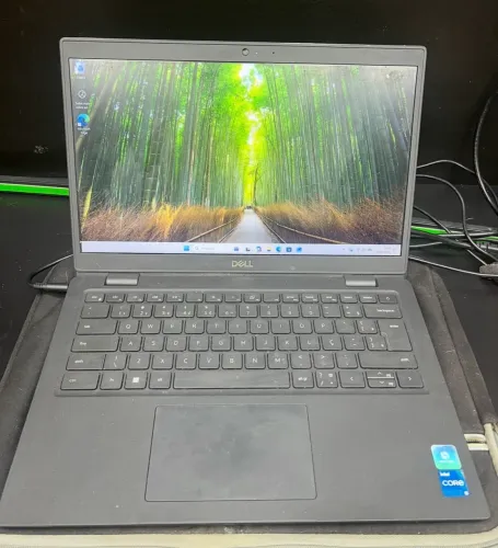 Notebook Del i5 8 ram 256gb (inspiron 11?geração)