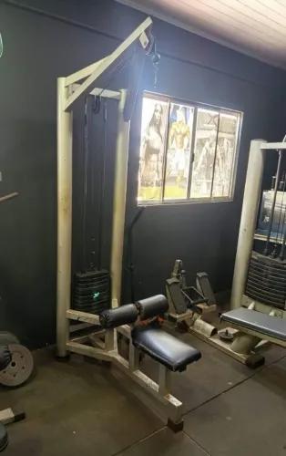 Máquina de musculação